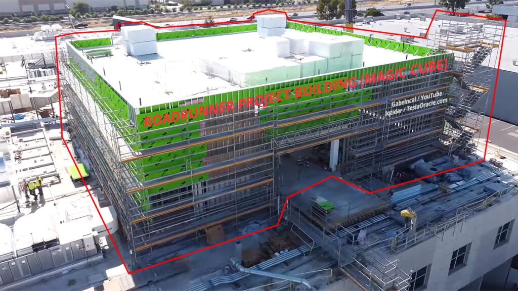 Tesla Kato Road facility now has the Roadrunner 'Magic Cube' building clearly visible.