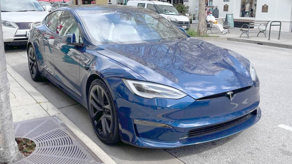 Blue Tesla Model S refresh prototype spotted in Santa Cruz.