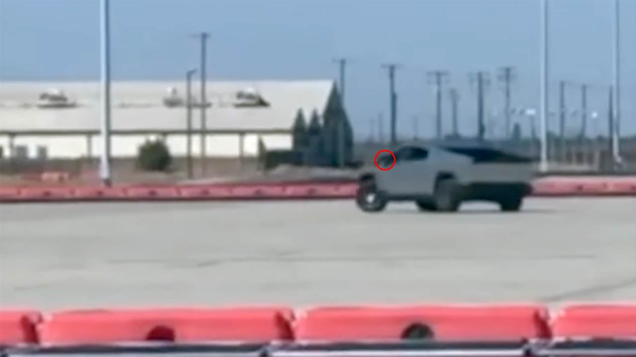 Tesla Cybertruck spotted with removable side mirrors, final design to