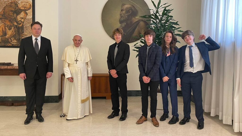 From left to right: Elon Musk, Pope Francis, 4 sons of Elon Musk.