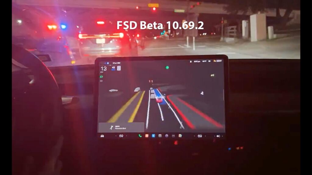FSD Beta 10.69.2 tested by Tesla owners.