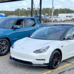 Rivian R1T put against a Tesla Model 3 Performance in a drag racing battle.