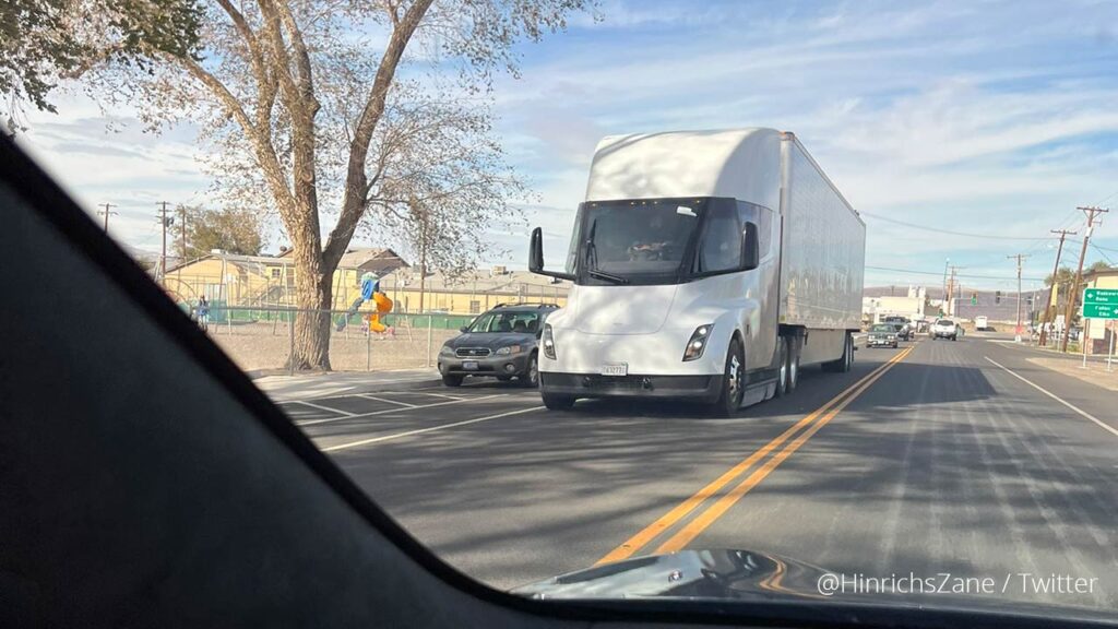 Tesla Semi truck spotted near a roundabout at Silver Springs, Florida.