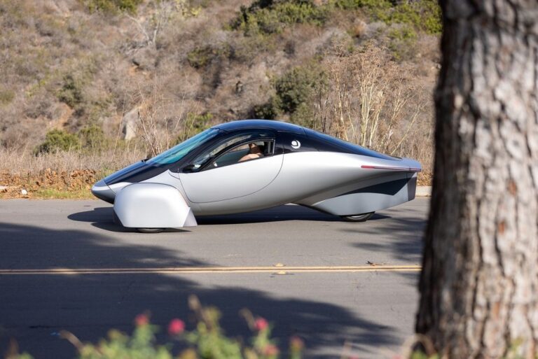 Aptera becomes the first OEM to integrate Tesla's NACS charge port ...