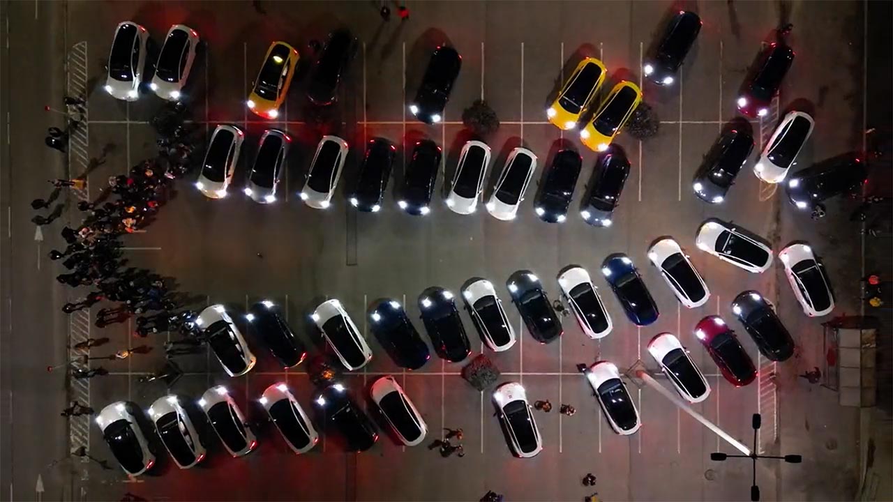 50+ Tesla cars perform the Year's Light Show - Tesla Oracle
