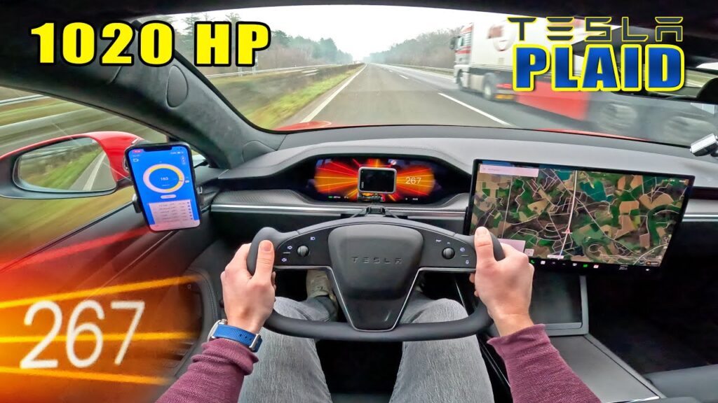 Tesla Model S Plaid hits top speed at the German Autobahn.