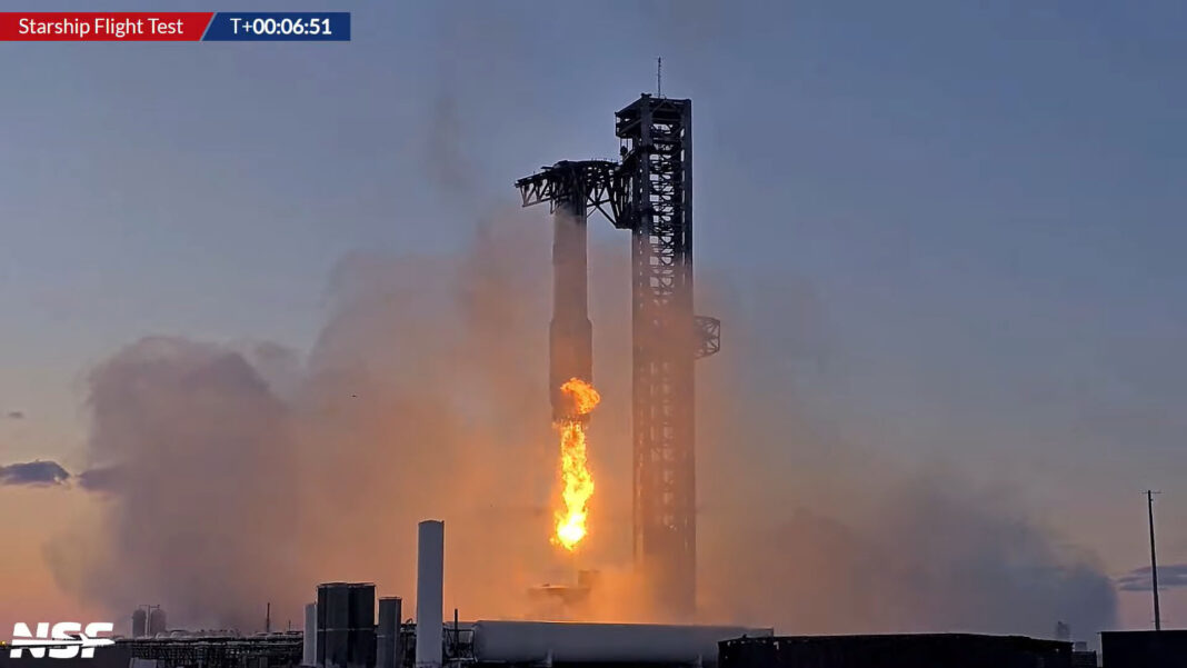 Oracle Rocket SpaceX successfully catches Flight 5 Starship Super Heavy rocket ...
