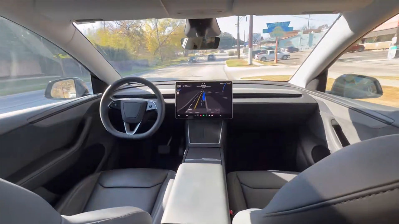 Tesla's Elon Musk and AI Head Ashok Elluswamy test Unsupervised FSD (video)