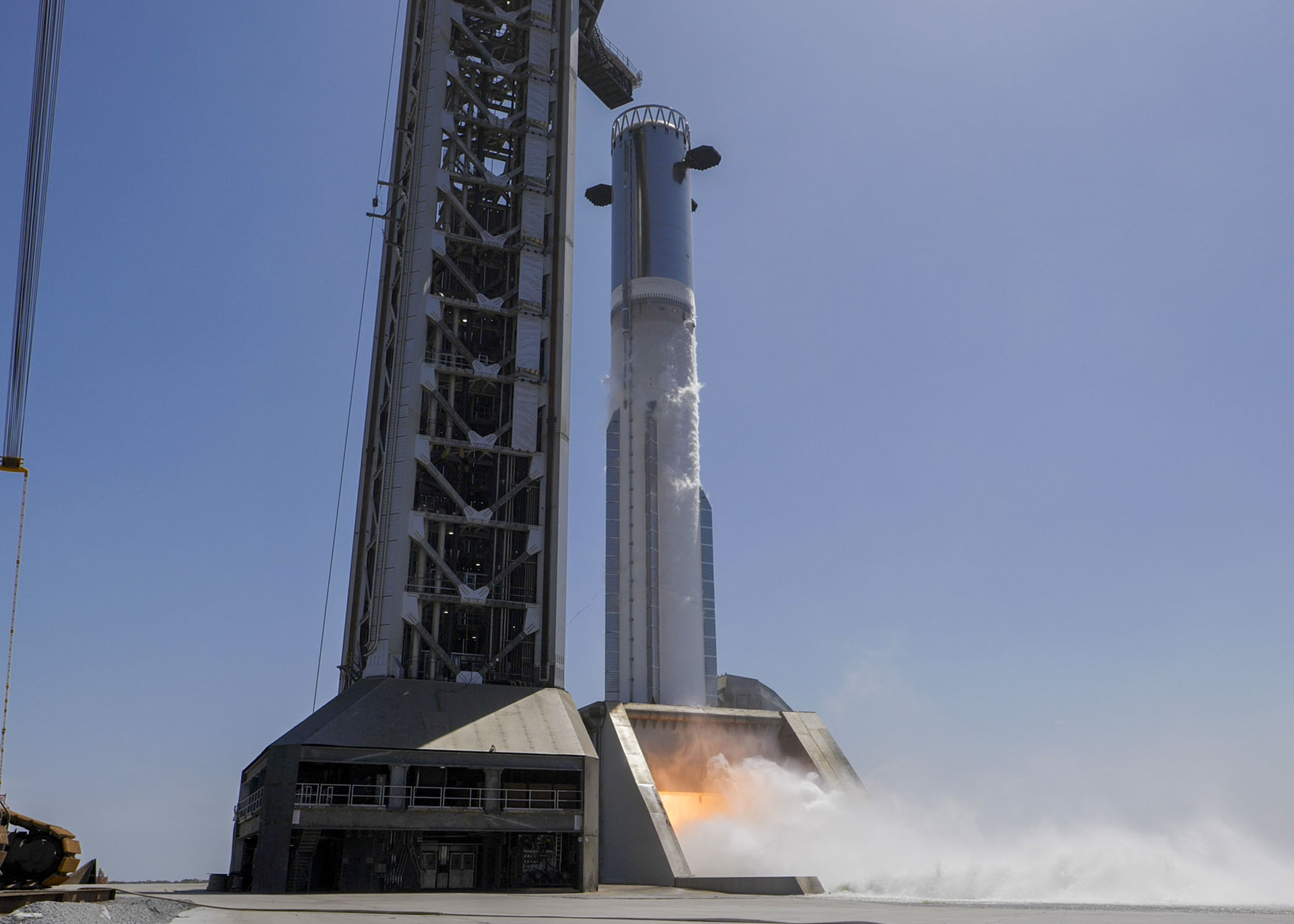 Starship Flight 12: Booster 19's 10-engine static fire ends
