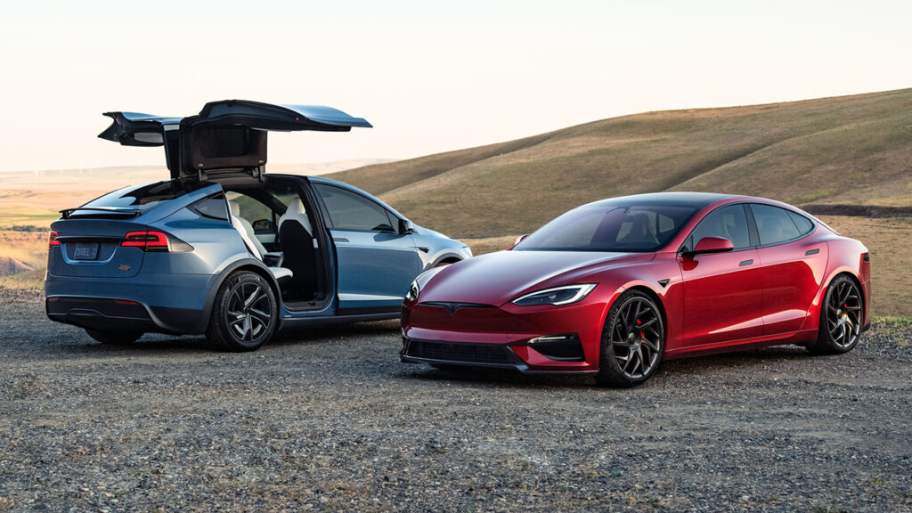 Tesla Model S in Ultra Red and Tesla Model X in Frost Blue Metallic color.