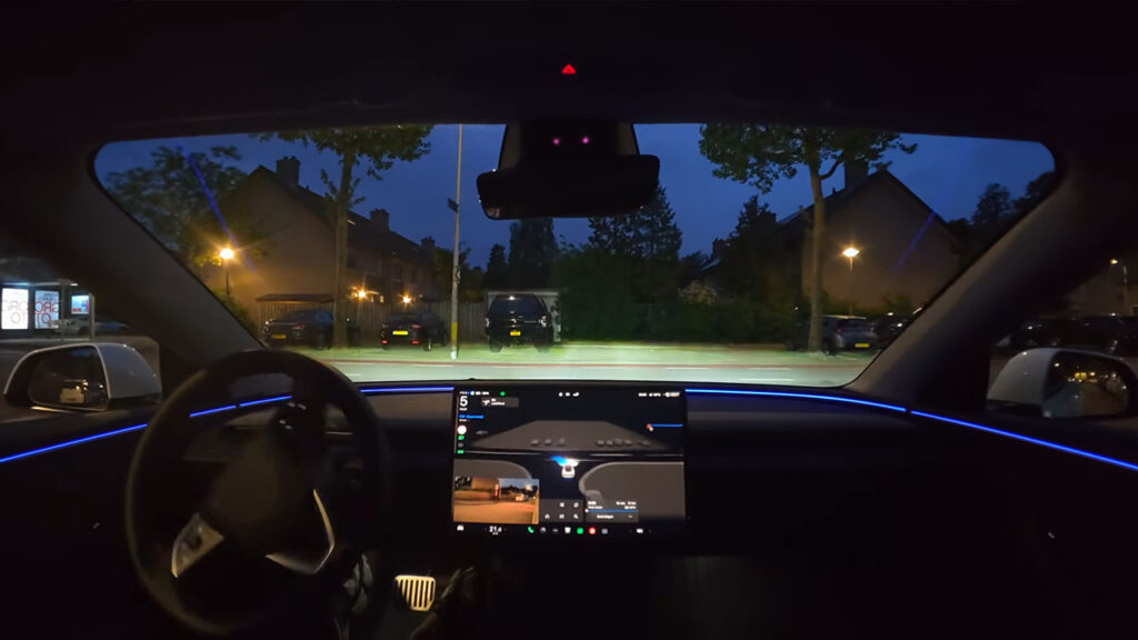 Tesla FSD v14 (Supervised) driving at night in Europe. (Netherlands).