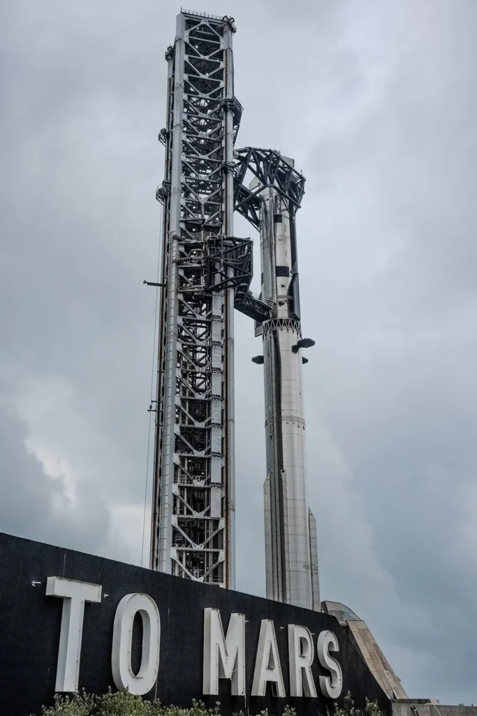 A stunning view of the fully stacked Flight 12 Starship at Starbase, Texas.
